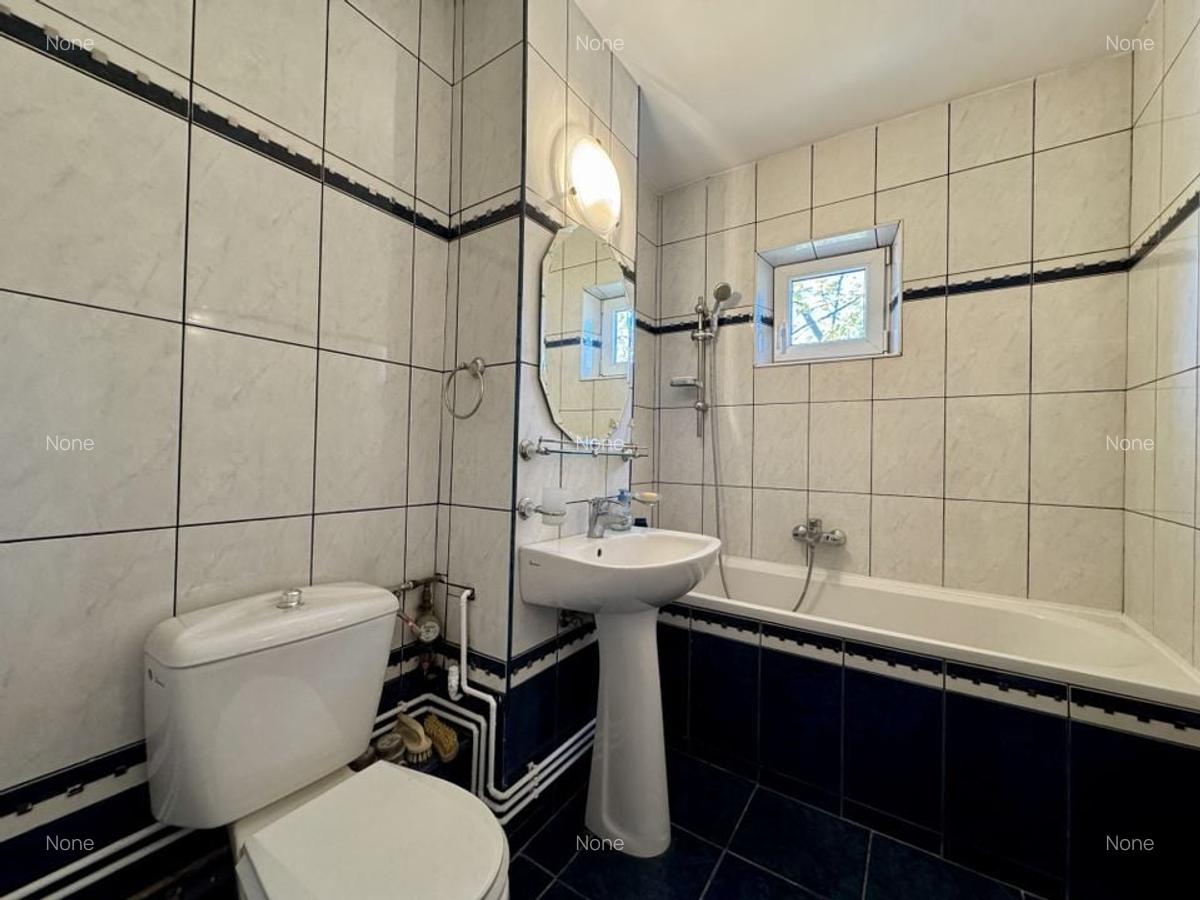 Apartament decomandat renovat cu 2 camere, zona Soarelui - 11