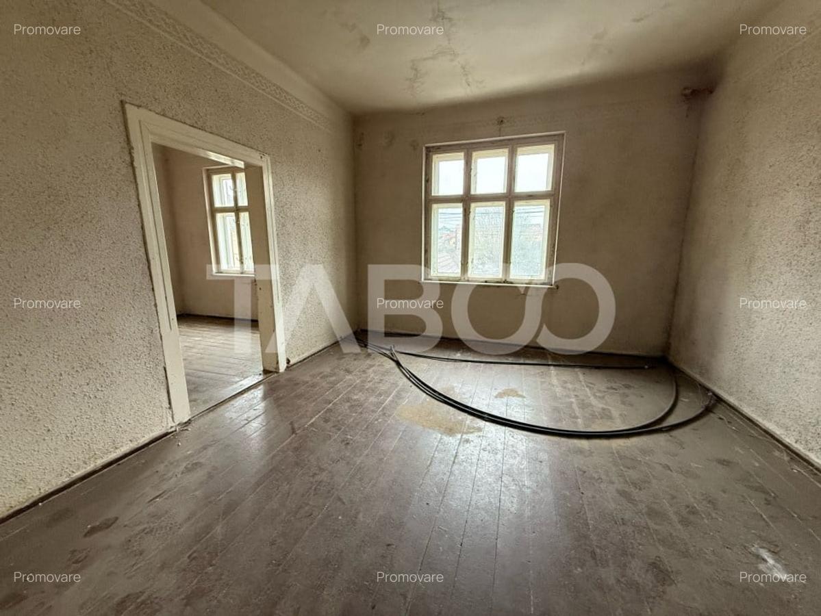 De vanzare 3 apartamente la casa 132 mpu zona Turnisor - 2