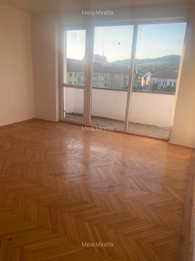 Apartament 3 camere - 1