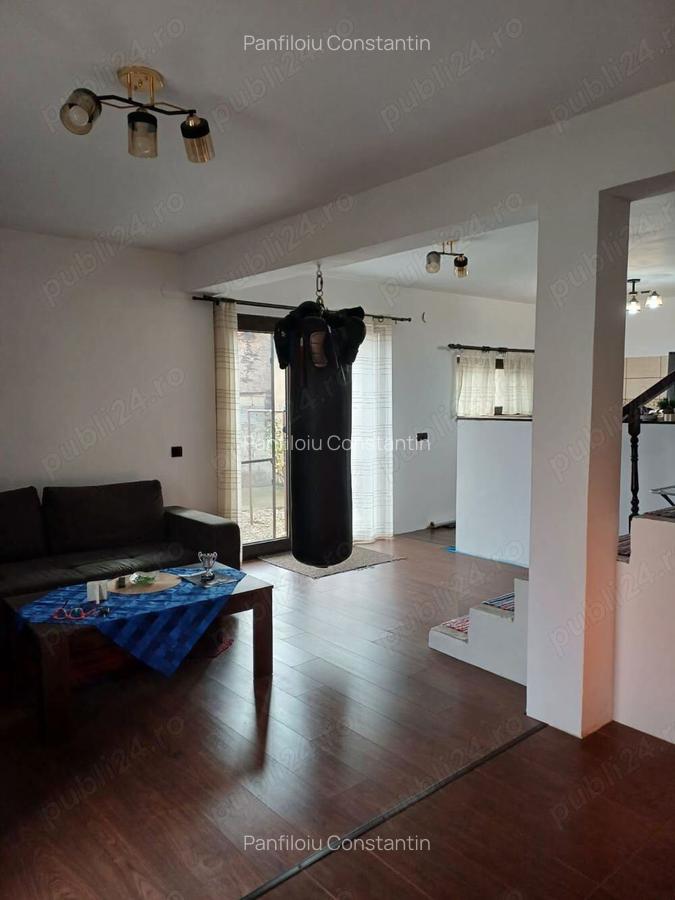 Casa noua de vanzare in oras langa Stadion - 3