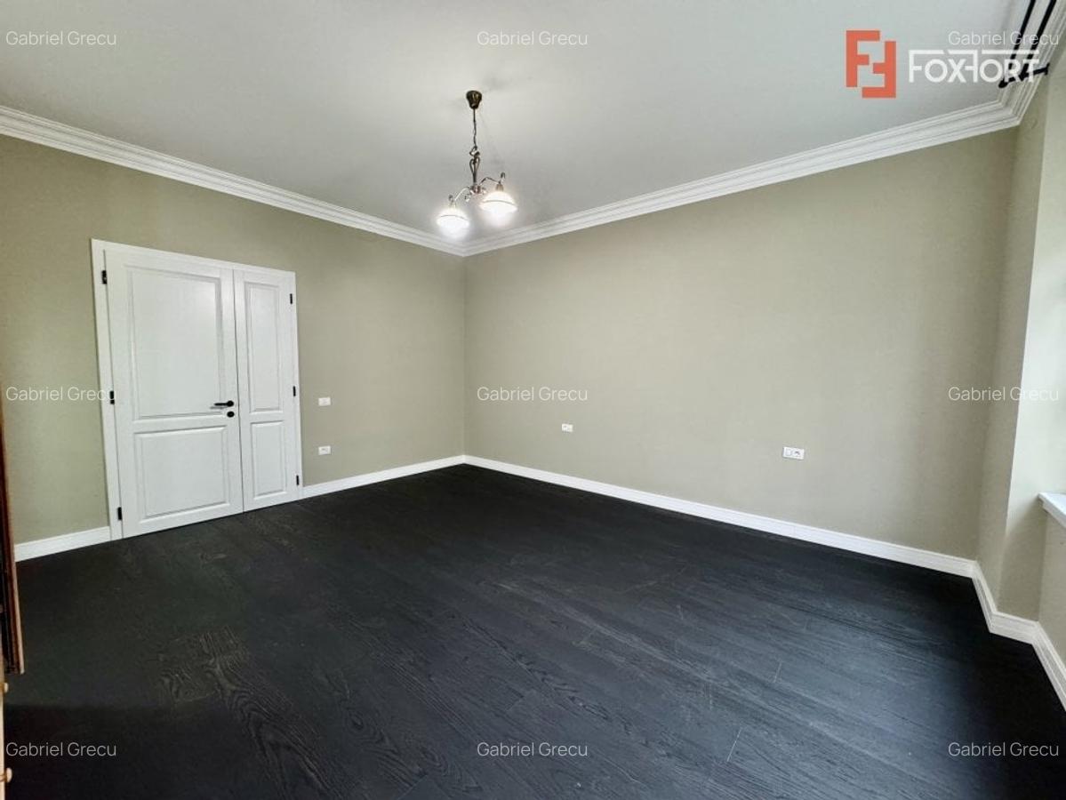 Apartament deosebit, 3 camere, zona Central - Bld. C.D. Loga - 14