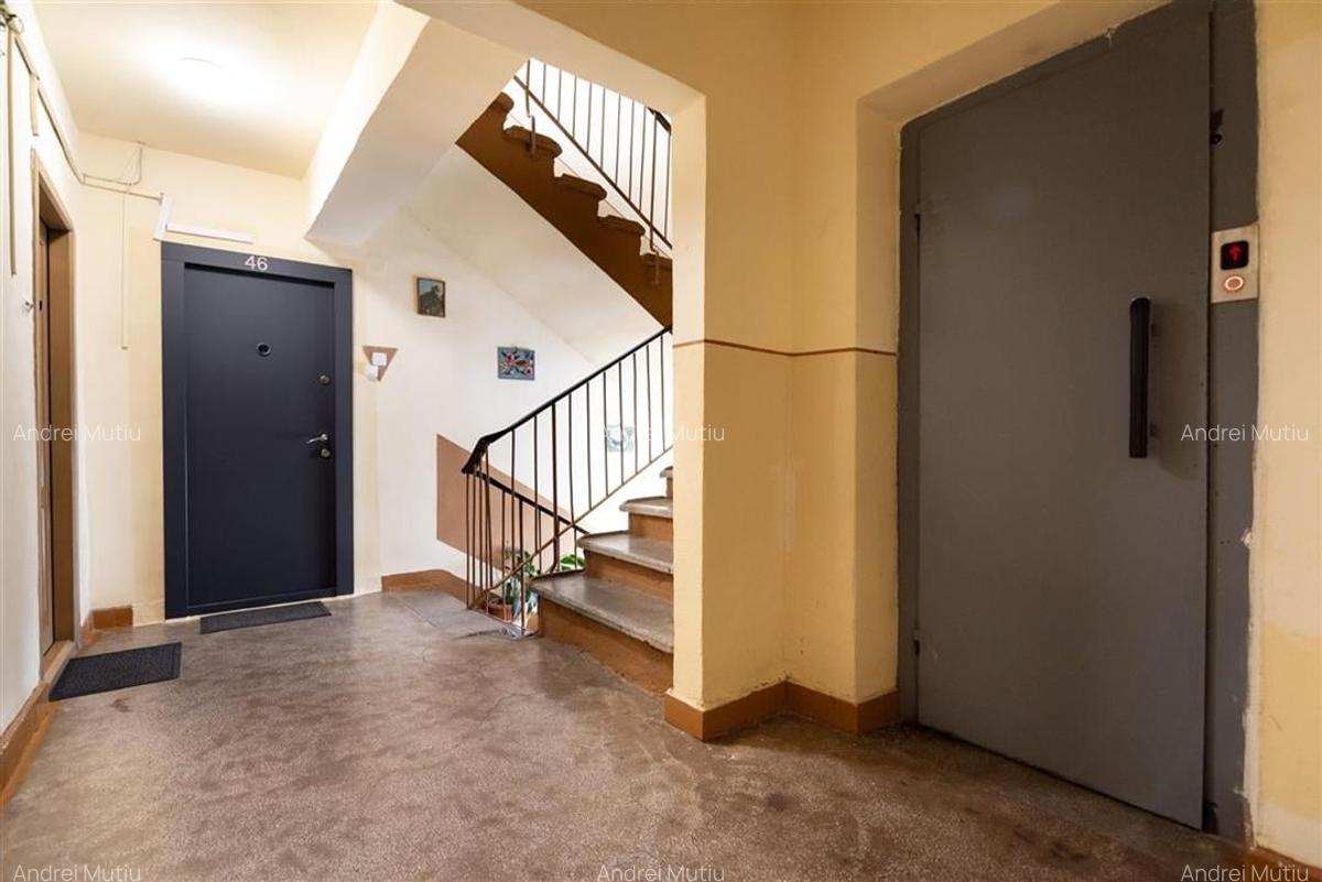 Apartament cu 4 camere decomandat în Nufărul - 23