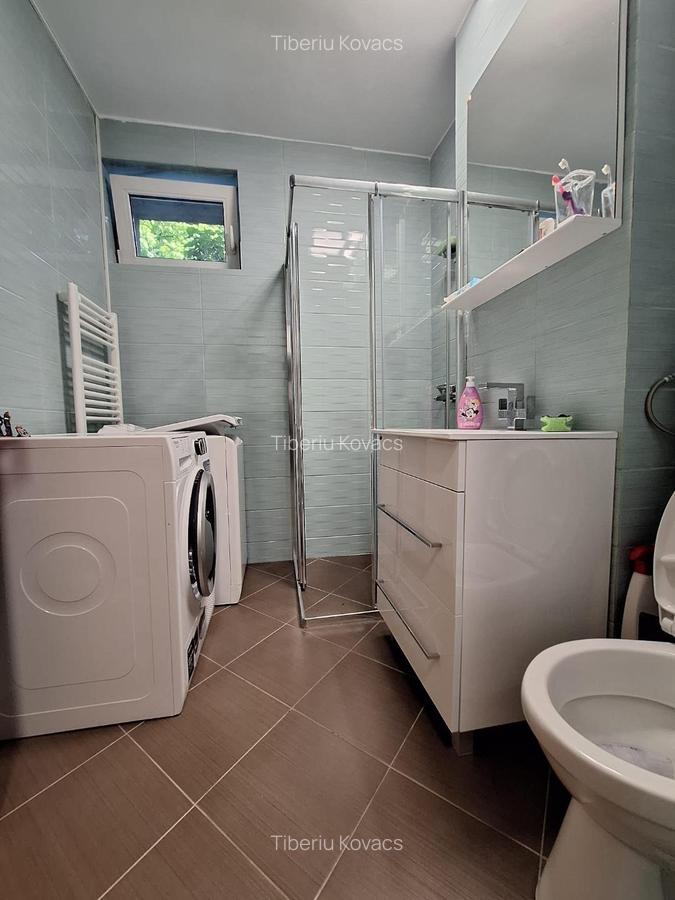 Apartament cu 2 camere semidecomandat în Tractorul - 10