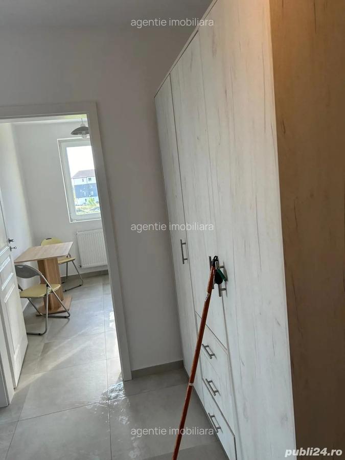 Bloc nou,et II, decomandat, mobilat. - 10