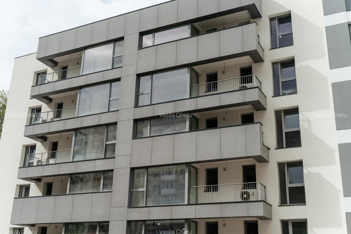 Apartament cu 4 camere decomandat în Tei - 3