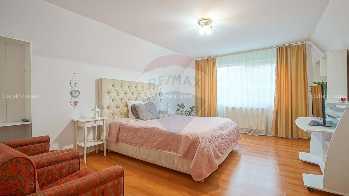 Casa cu 6 camere de vanzare in Rasnov, teren 1.100 mp, zona Glajarie - 23