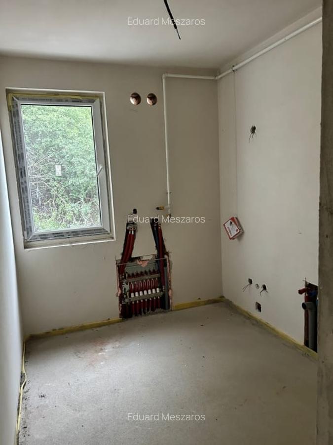 Apartament 3 camere cu parcare, 67 mp, terasa 50 mp, semifinisat, zona Teilor - 3