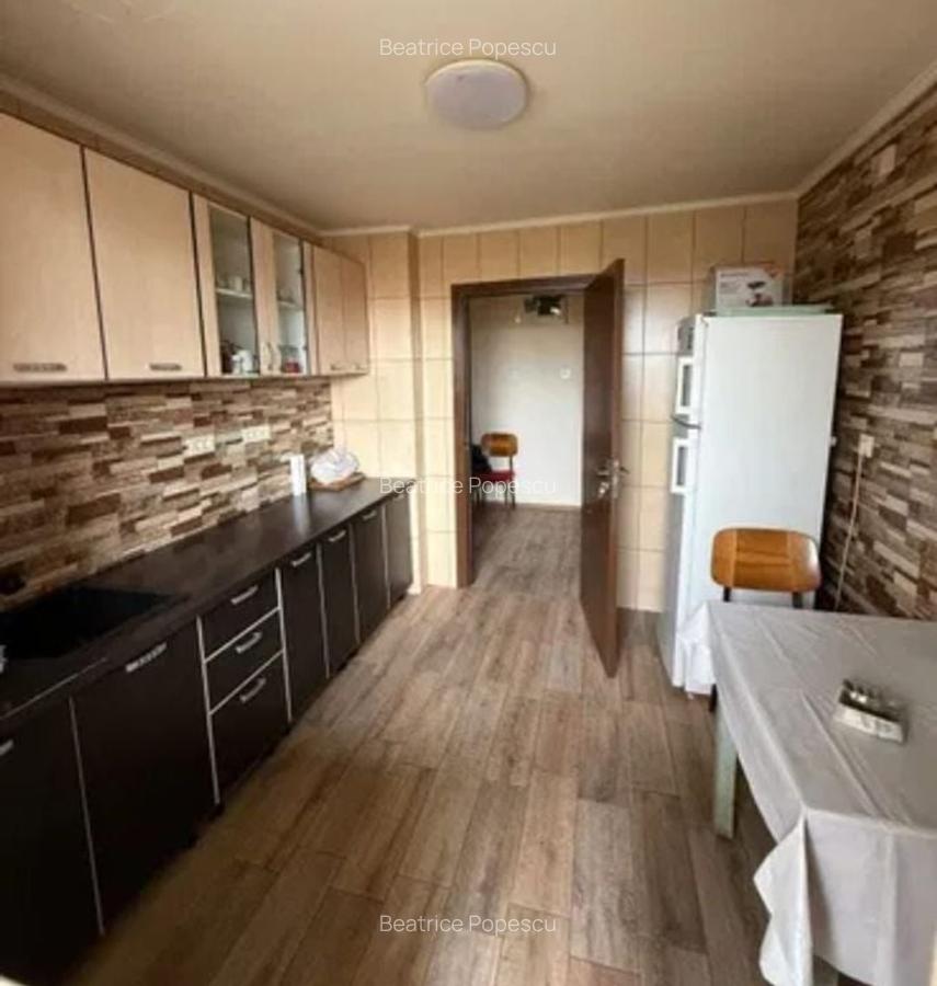 Apartament 3 camere decomandat Luica 70mp - 2