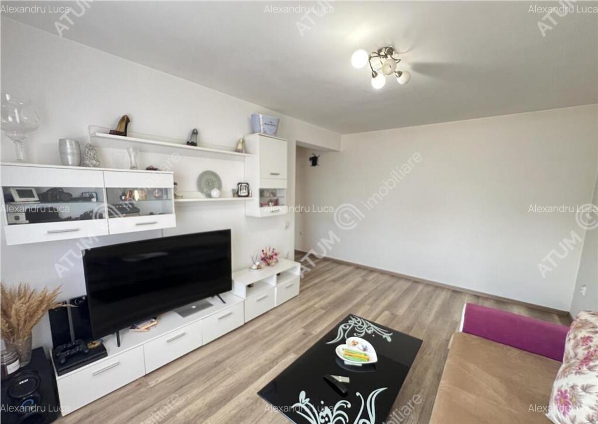 Apartament decomandat 2 camere curte parcare pe Calea Cisnad - 8