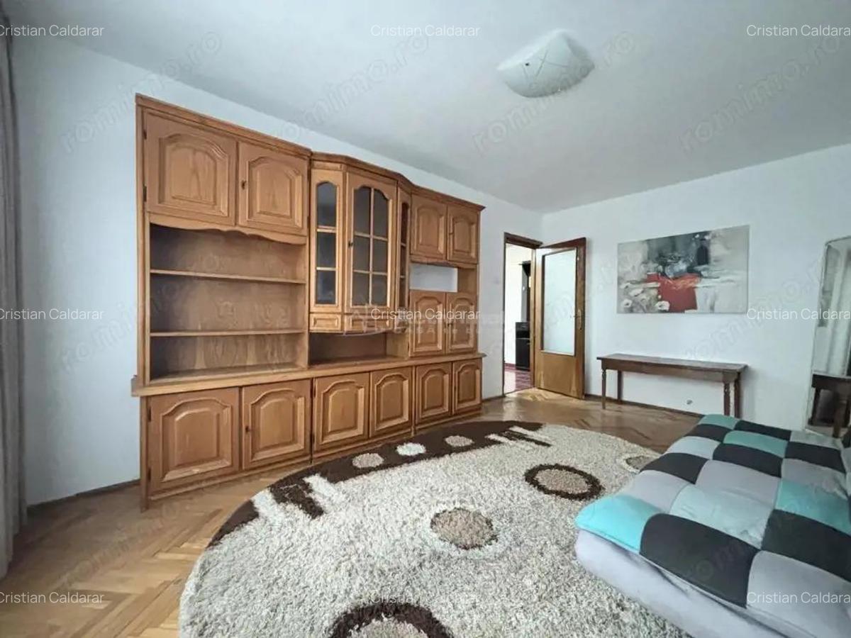 Apartament 3 camere, 65 mp, etaj 1, zona Sovata - Decebal - 4