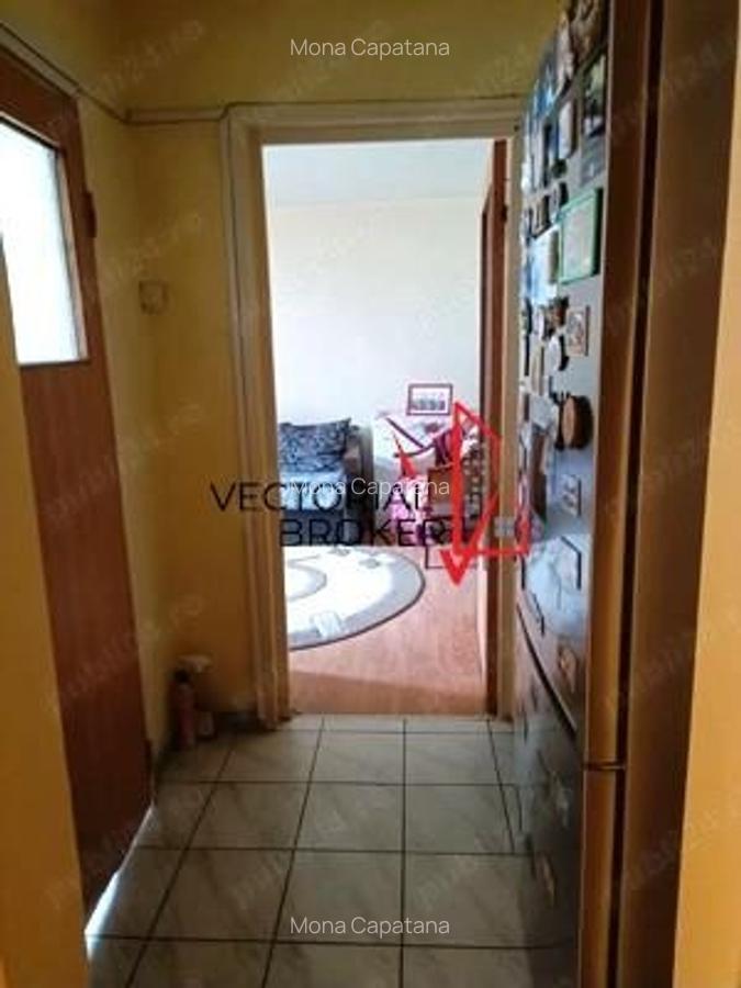 Apartament decomandat et.8/10 Doamna Ghica Ripiceni - 2