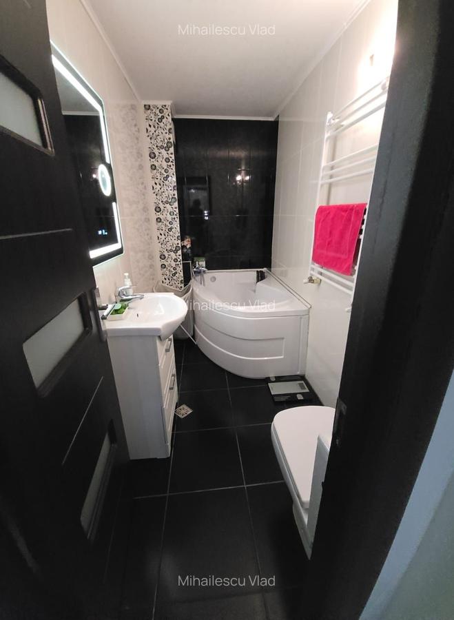 Apartament cu 3 camere decomandat, mobilat în 13 Septembrie - 9