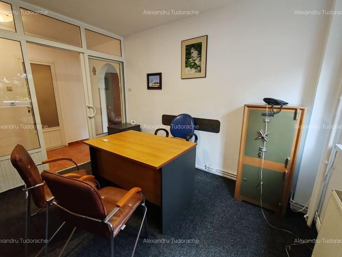 Birou de 50 mp de închiriat - Str. Toamnei - 6