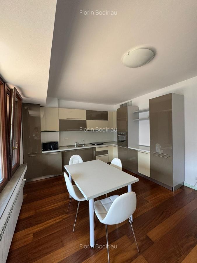 Kiseleff-Arcul de Triumf // 3 camere // 155mp // 3 locuri de parcare + boxa // - 8