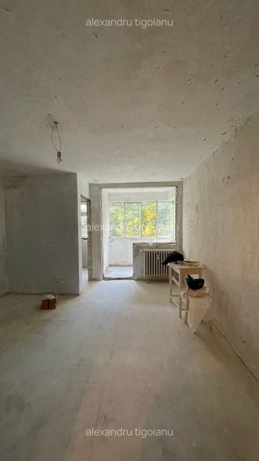 Garsoniera decomandata Favorit, la rosu, direct proprietar, 3 min metrou - 1