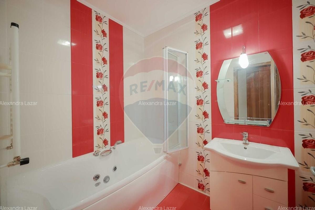 Apartament de Vanzare cu 3 Camere, Terasa de 32mp si Parcare Subterana - 3