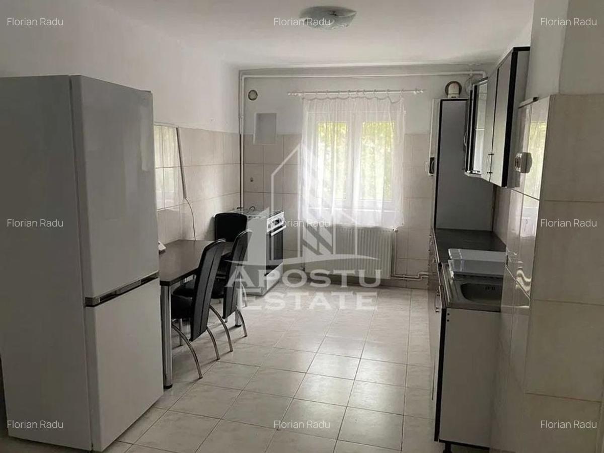 Apartament cu 3 camere, zona Soarelui, Centrala Proprie - 6