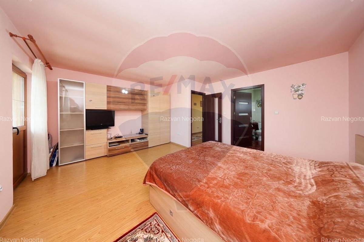 Casa 4 camere, mobilata si utilata, 2 389 m2. teren, Sanpetru! - 38