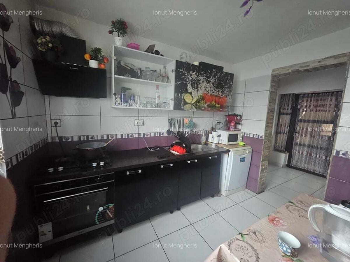 Casa de vanzare in gh doja bacau - 2