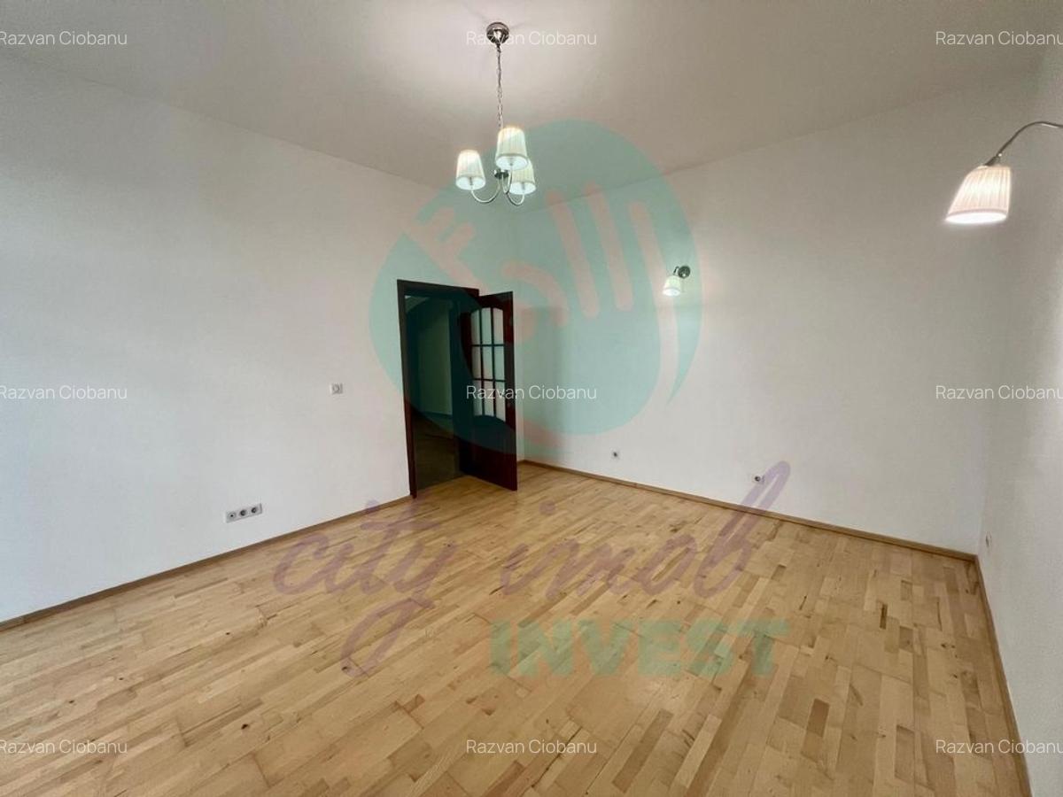 Apartament RENOVAT 3 camere Cotroceni-Curte comuna - 2