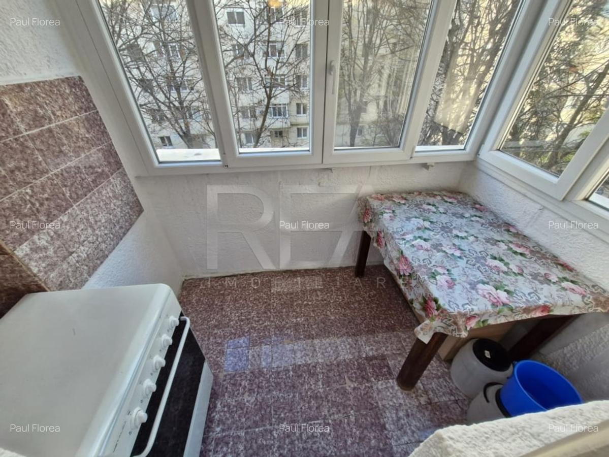 Apartament cu 3 camere la 7 minute de metroul Costin Georgian - 14
