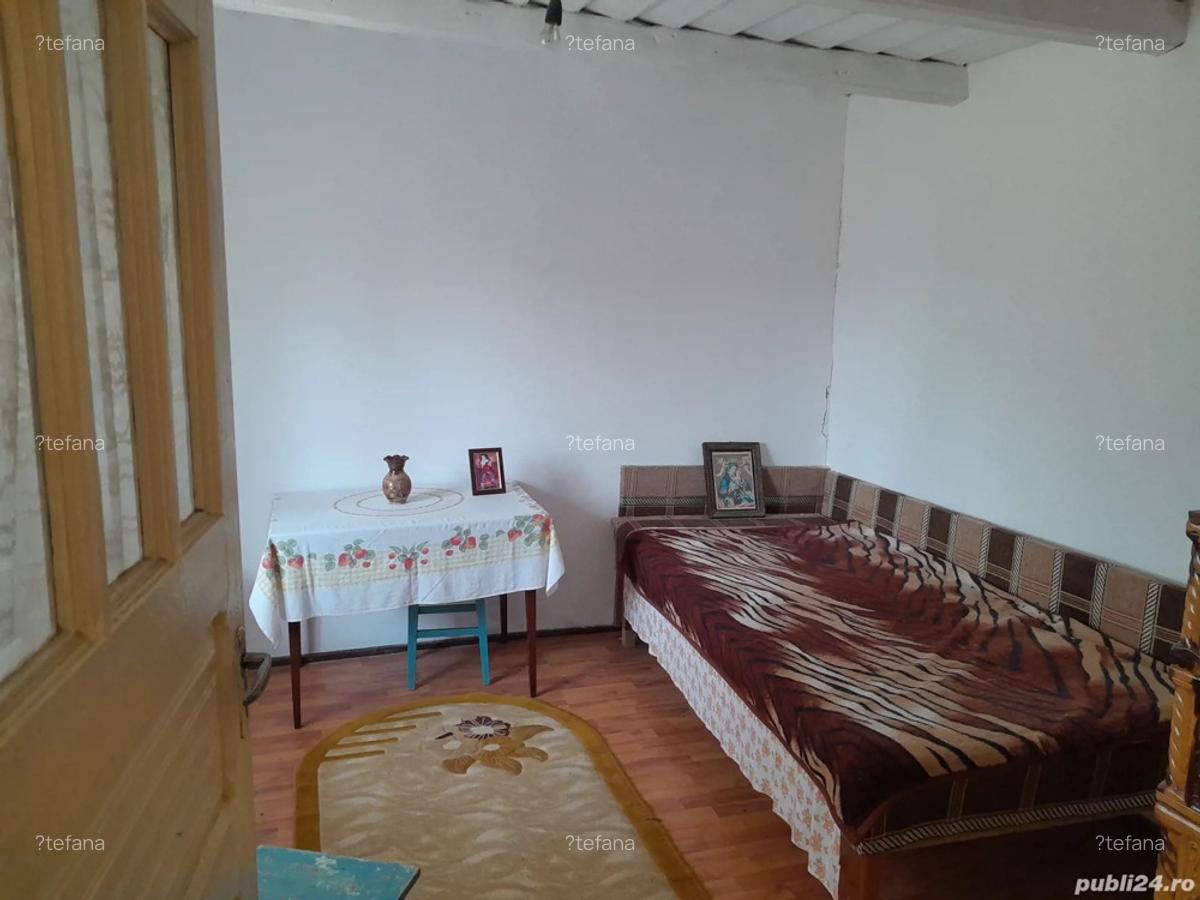 Propietar,vand casa locuibila,necesita renovare 1400 m 2 Radulesti teleorman - 4 Propietar,vand casa locuibila,necesita renovare 1400 m 2 Radulesti teleorman - 4