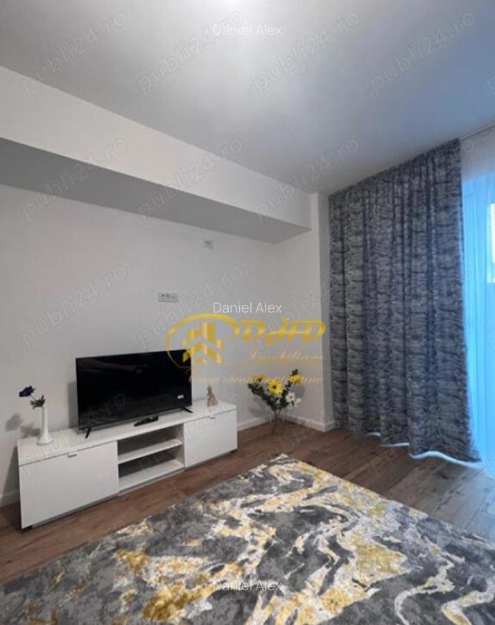 Inchiriez apartament modern o camera in Bucium - 3