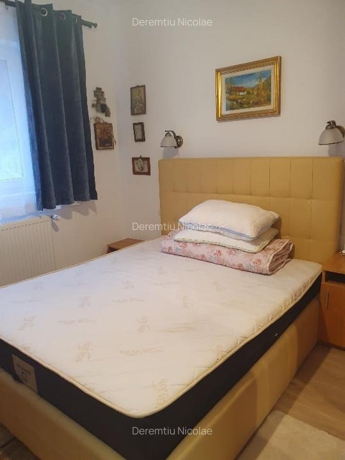 Apartament de 3 camere - Sinaia, zona centrala - 10