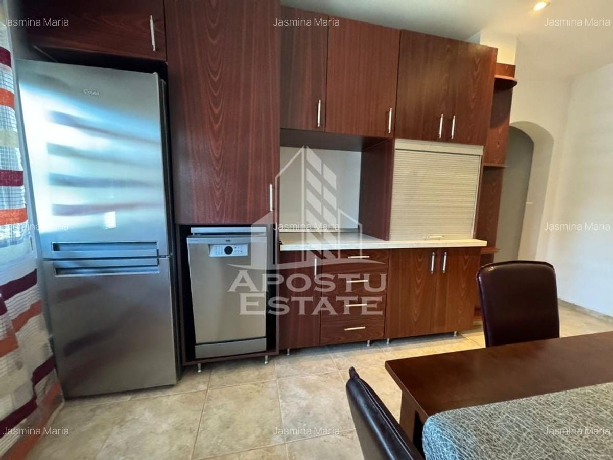 Apartament cu 3 camere in zona Take Ionescu, semidecomandat - 9