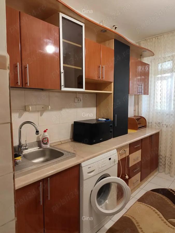 Apartament 3 camere zona Port - 26