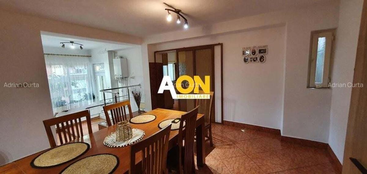 Casa cu 7 camere, 2 spatii comerciale, pretabila pt. birouri, Centru - 12