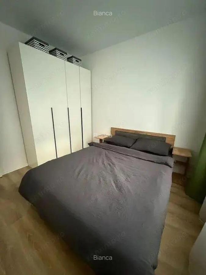 Oferim garsoniera de inchiriat in zona 1 Decembrie - 3