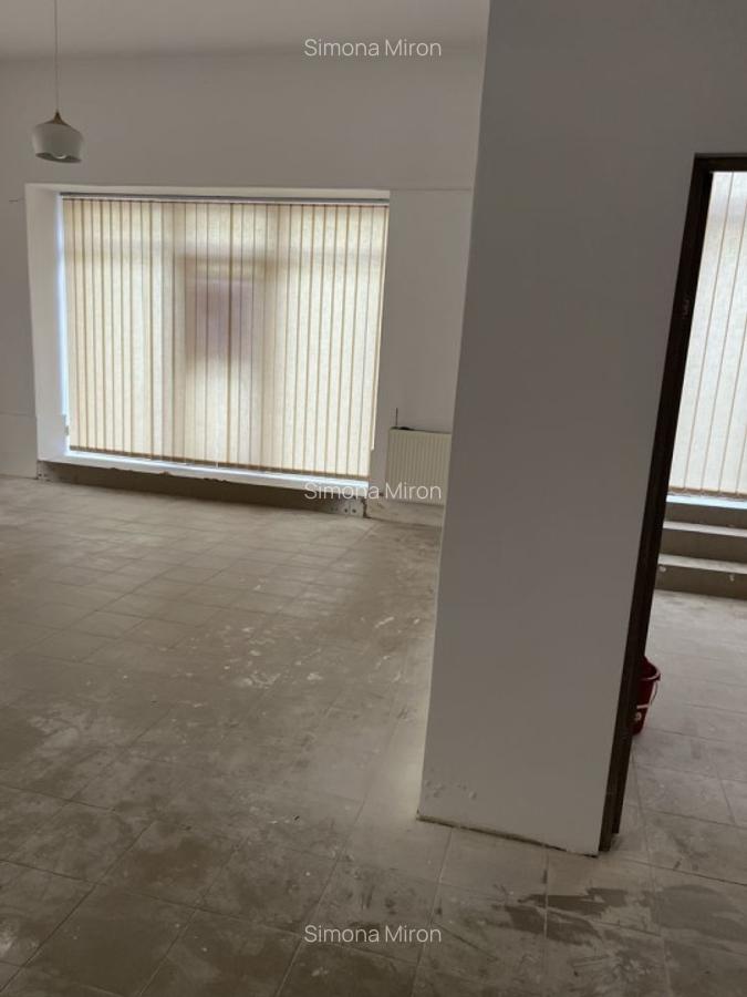 De Vanzare Spatiu Comercial, 63.5 mp, Parcare, Zona Porii - 1