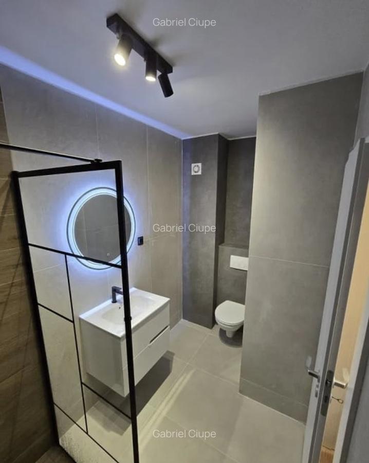 Apartament cu 2 camere, 45 mp, balcon, zona Eroilor - 13