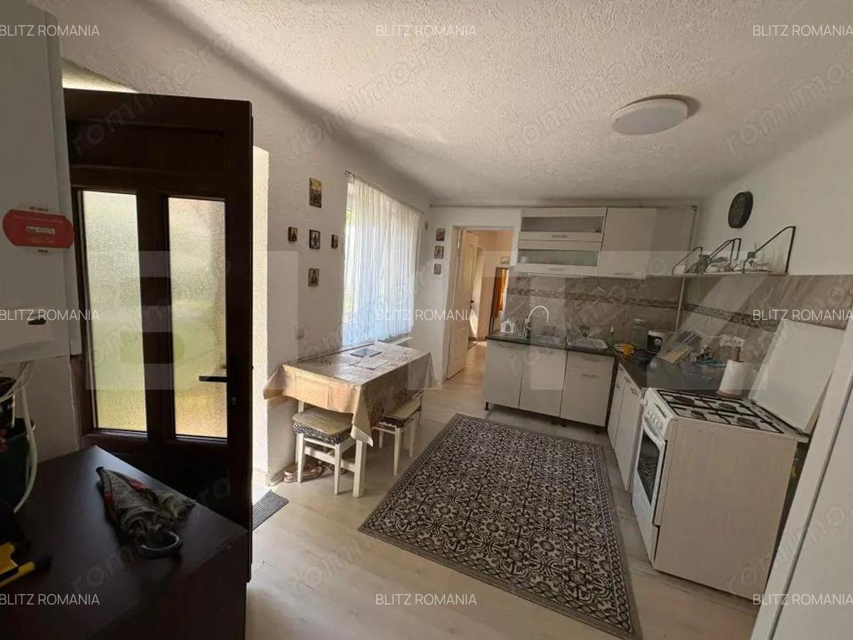 Casa cu 3 camere, 2 bai ?i teren, Talmacel, Sibiu - 4