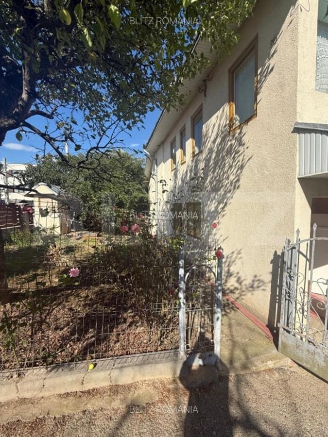 Casa cu etaj, 160 mp utili, 1352 mp teren, zona Burdujeni - 4