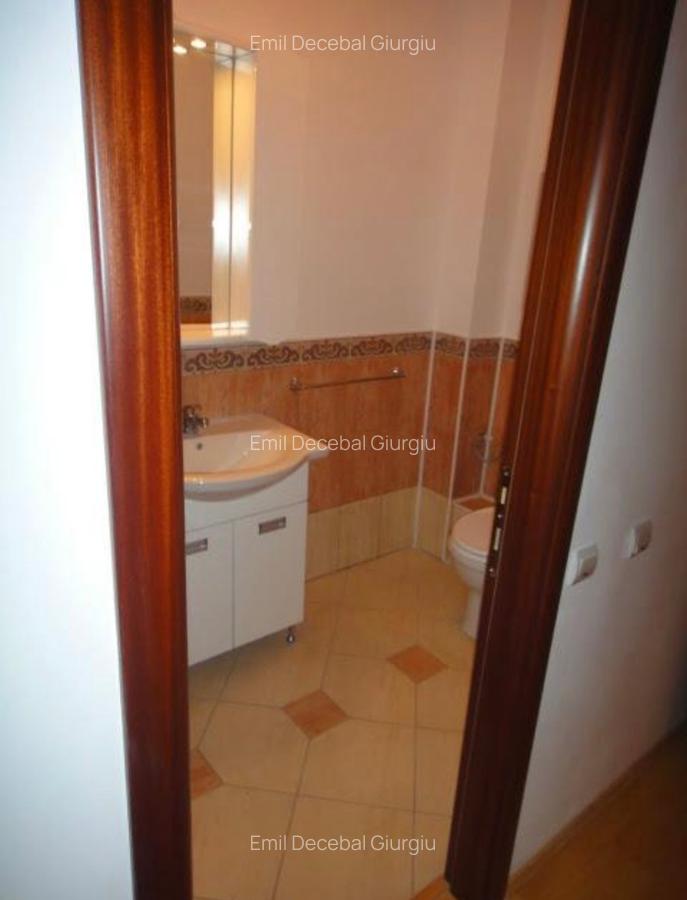 Oportunitate de investitie: 1100 euro/mp,imobil 750mp, zona de NORD a capitalei - 16