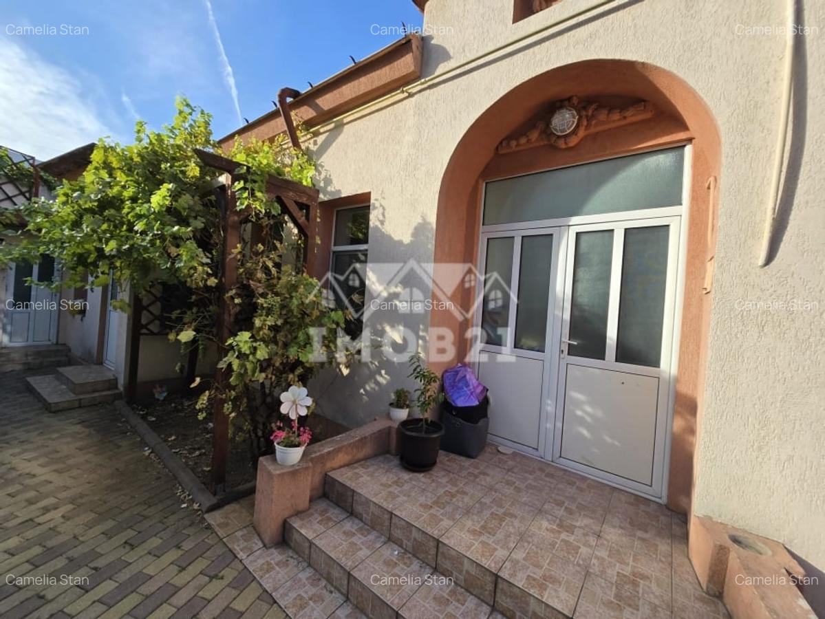 VANZARE CASA 3 CAMERE in zona Democratiei - 6