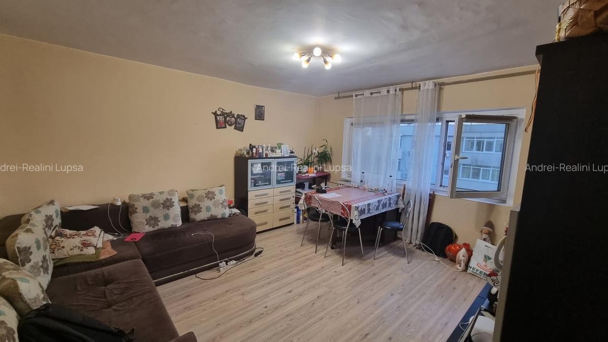 3 Camere Dristor | 64 mp | 2 bai | Loc Parcare | ParkLake | Parc IOR - 1