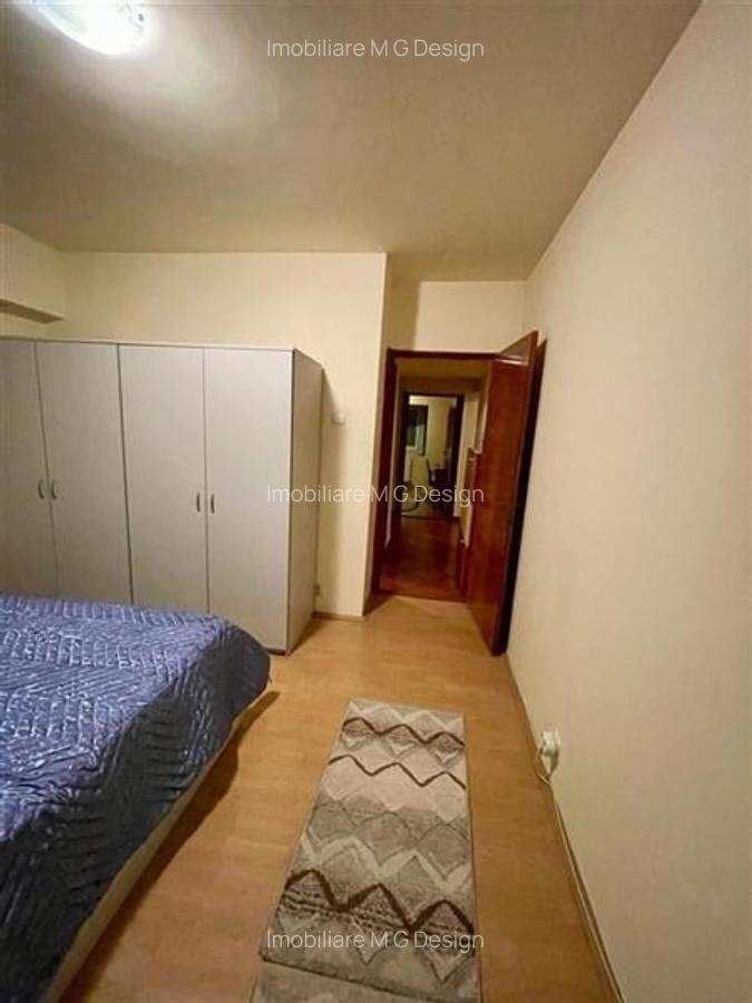 Apartament cu 3 camere decomandat în Aradului - 9