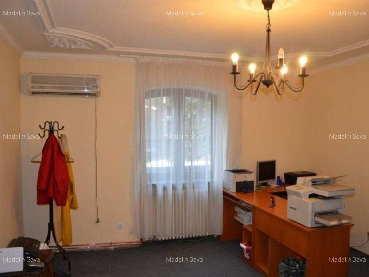 ARMENEASCA - UNIVERSITATE  - 6 camere stradal, locatie deosebita - 13