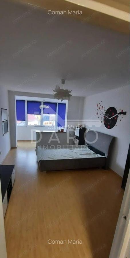 INCHIRIEZ APARTAMENT CU 2 CAMERE - 1