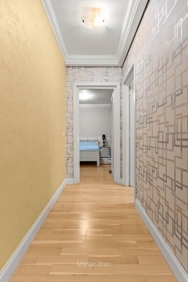 Apartament 2 camere ULTRACENTRAL – 66 mp utili + terasă 11 mp + parcare subteran - 9