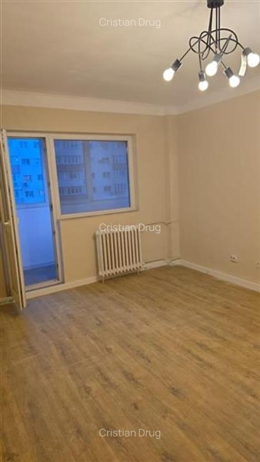 Apartament 2 camere Bulevardul Chisinau - 1