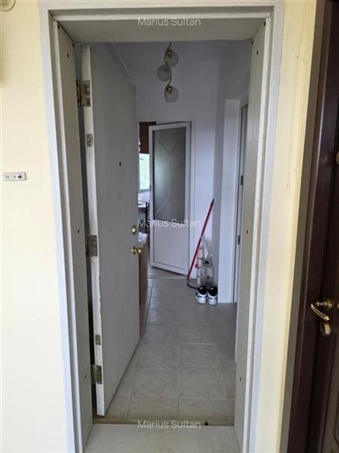 Garsonieră decomandată, mobilată în Central - 10
