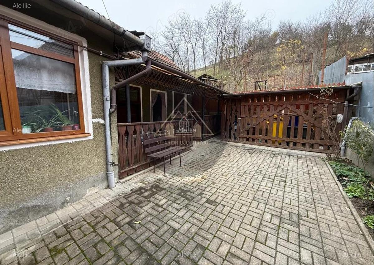 Casa de 3 camere, Medias - 12