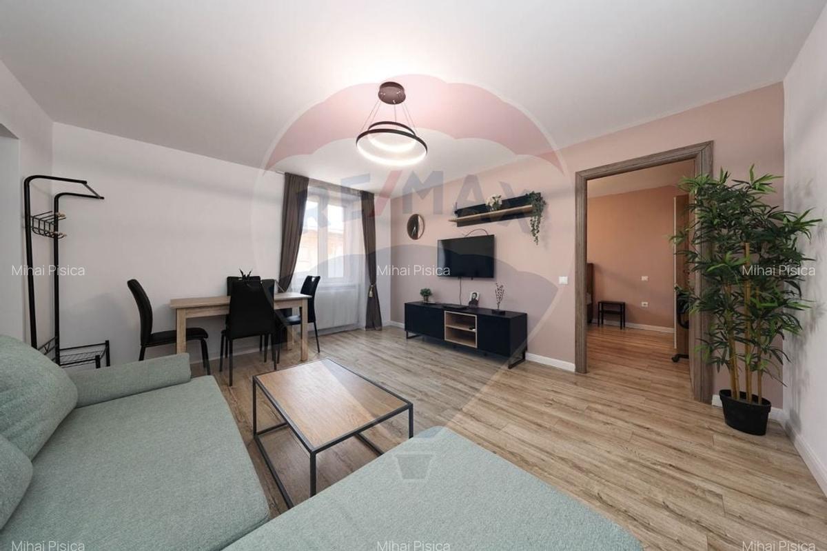 Apartament cu 2 camere semidecomandat, mobilat în Centrul Istoric - 1