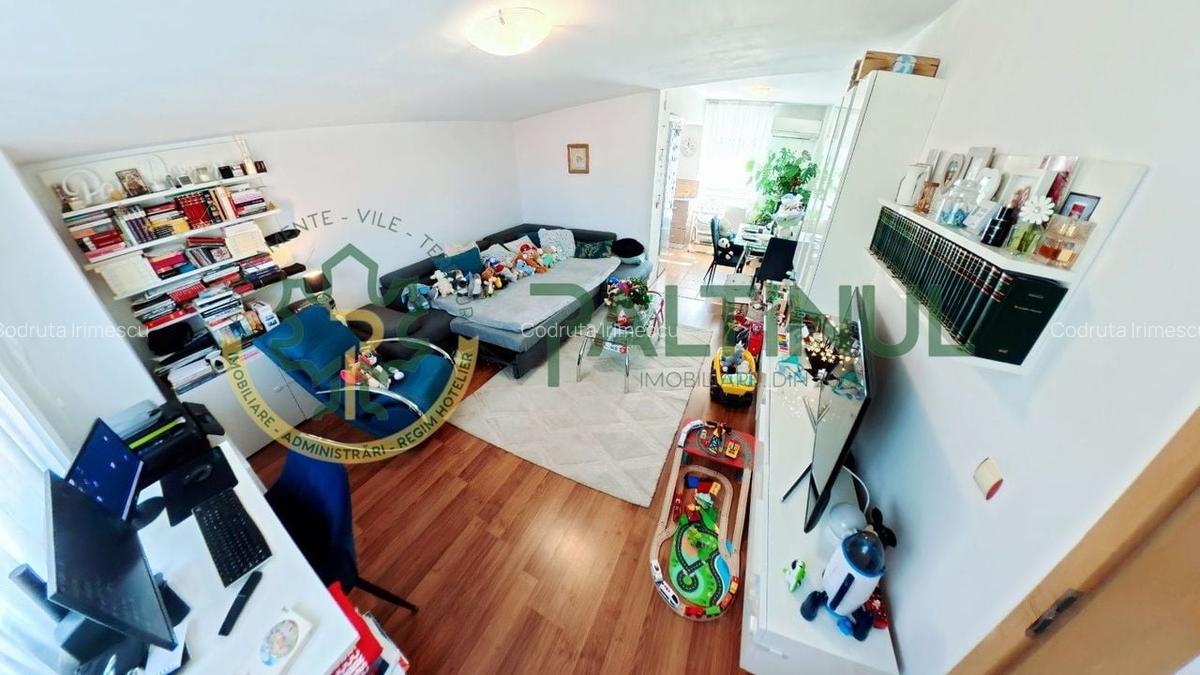 Apartament luminos, 2 camere, 66 mp  Lazaret, etaj 2/2, pod - 2