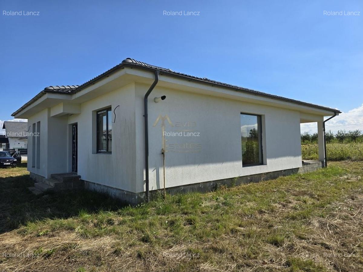 Martinesti, Casa individuala pe parter, 3 Dormitoare, 2 Bai - 2