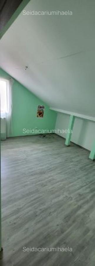 Casă la curte - 8